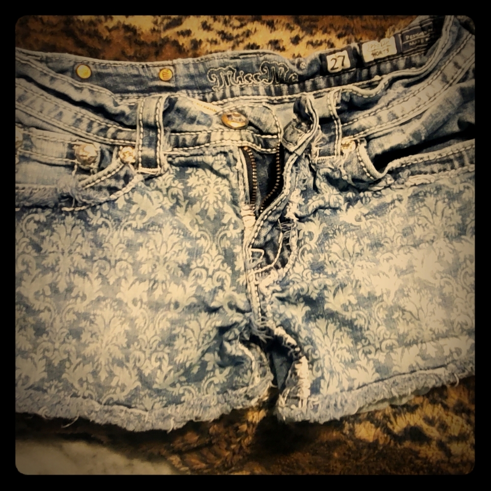 MISS ME Shorts